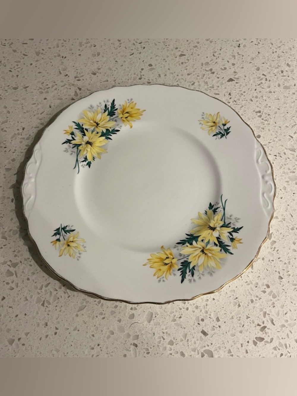 Classic White Dinner Plate with Yellow Floral Motif and Gold Trim